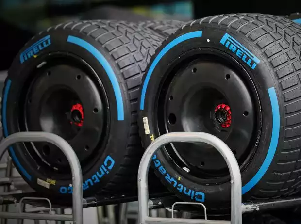 Pirelli-Regenreifen Titel-Bild zur News: Pirelli-Regenreifen