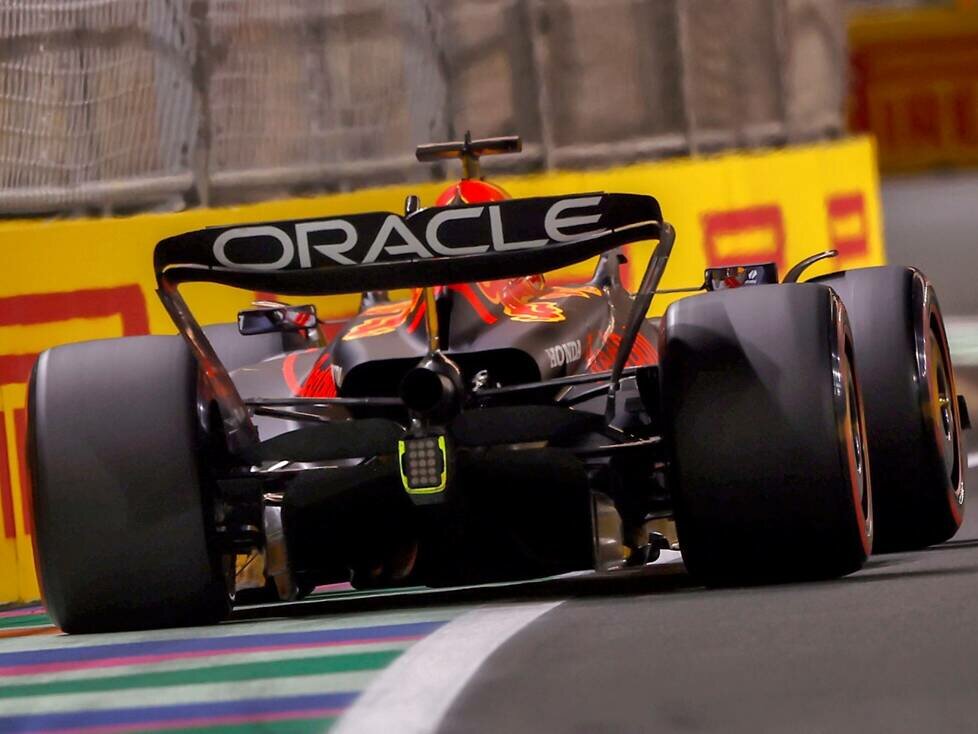 Das Heck des Red Bull RB19