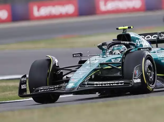 Fernando Alonso im Aston Martin AMR23 beim Formel-1-Rennen in Silverstone 2023 Titel-Bild zur News: Fernando Alonso im Aston Martin AMR23 beim Formel-1-Rennen in Silverstone 2023