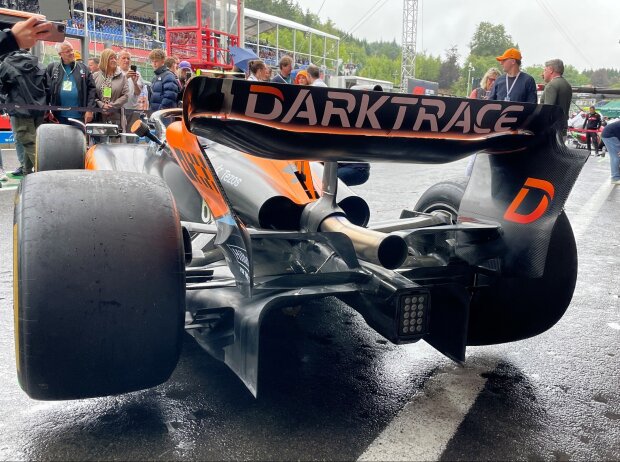 Titel-Bild zur News: McLaren MCL23, Heckflügel, Beam-Wing