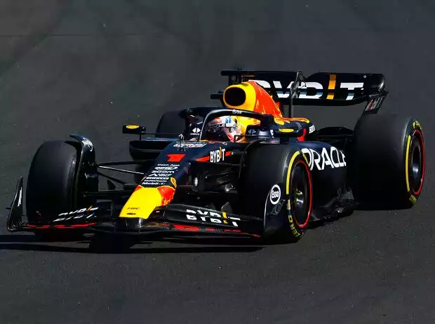 Max Verstappen beim Formel-1-Rennen 2023 in Ungarn Titel-Bild zur News: Max Verstappen beim Formel-1-Rennen 2023 in Ungarn