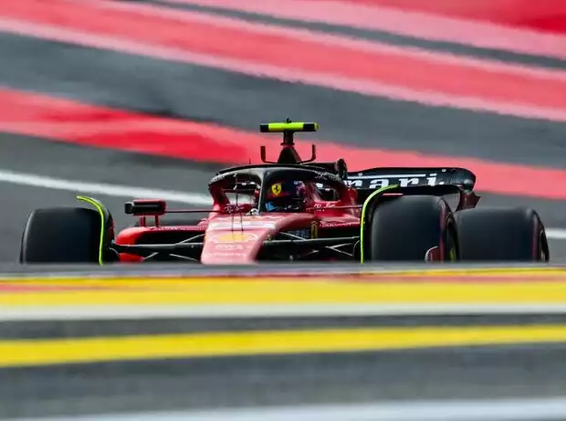 Titel-Bild zur News: Carlos Sainz beim Qualifying zum Belgien-GP 2023