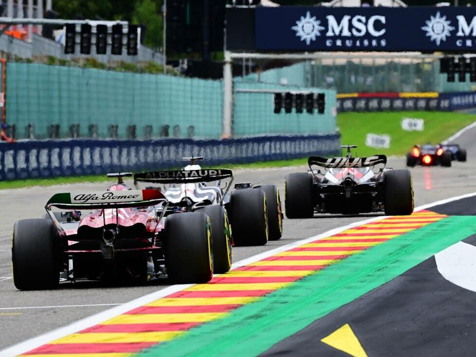 Kevin Magnussen, Daniel Ricciardo, Valtteri Bottas