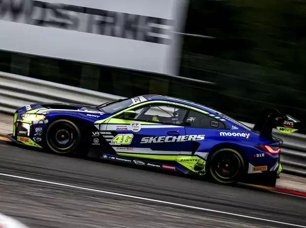 Valentino Rossi im BMW M4 GT3 Titel-Bild zur News: Valentino Rossi im BMW M4 GT3