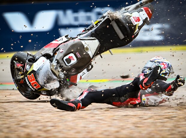 Takaaki Nakagami Takaaki Nakagami