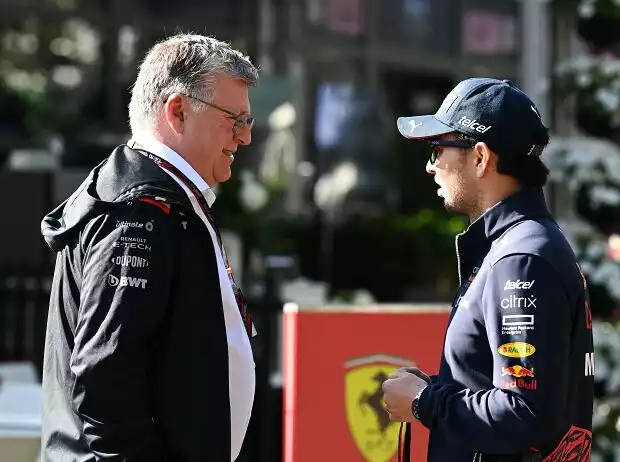 Otmar Szafnauer, Sergio Perez Titel-Bild zur News: Otmar Szafnauer, Sergio Perez