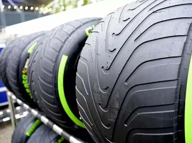 Intermediate-Reifen von Pirelli Titel-Bild zur News: Intermediate-Reifen von Pirelli