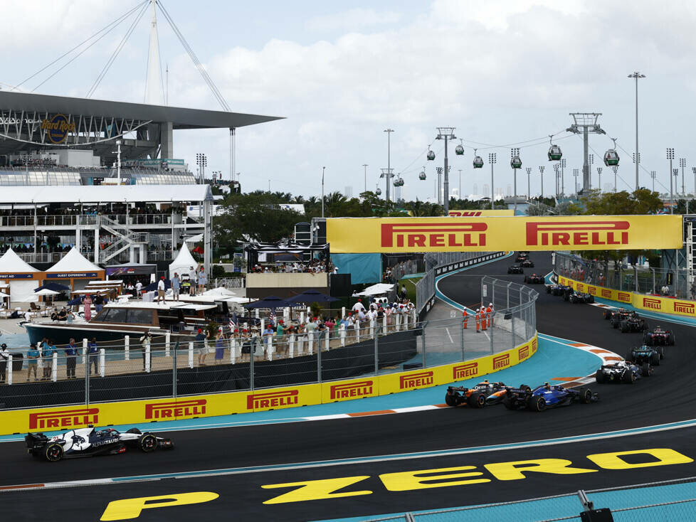 Logan Sargeant, Lando Norris, Nyck de Vries