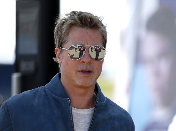 Titel-Bild zur News: Schauspieler Brad Pitt im Formel-1-Fahrerlager in Silverstone 2023
