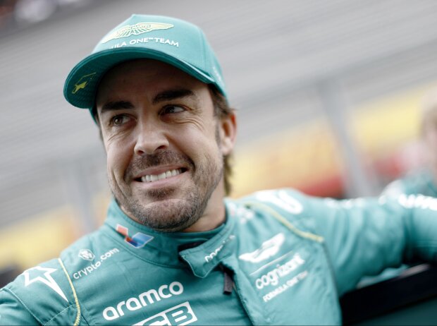 Titel-Bild zur News: Fernando Alonso (Aston Martin)