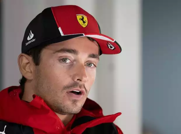 Charles Leclerc bei Medienterminen vor dem Formel-1-Rennen in Zandvoort 2023 Titel-Bild zur News: Charles Leclerc bei Medienterminen vor dem Formel-1-Rennen in Zandvoort 2023