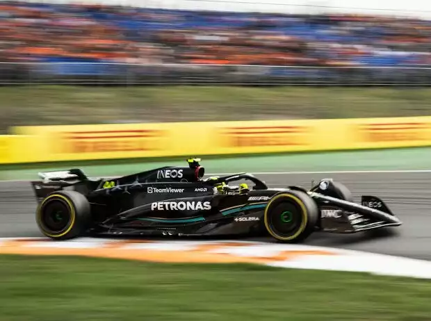 Lewis Hamilton (Mercedes W14) beim Training zum Formwl-1-Rennen in Zandvoort 2023 Titel-Bild zur News: Lewis Hamilton (Mercedes W14) beim Training zum Formwl-1-Rennen in Zandvoort 2023