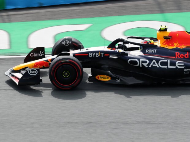 Titel-Bild zur News: Sergio Perez im Red Bull RB19 beim Formel-1-Rennen in Zandvoort 2023