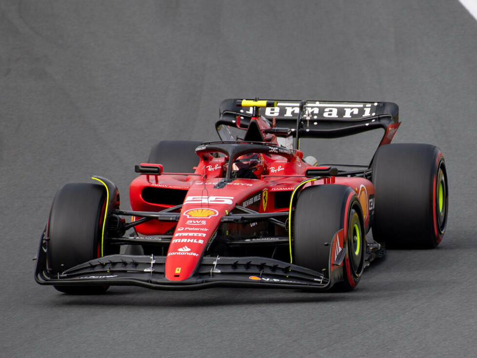 Carlos Sainz (Ferrari SF-23) im Training zum Formel-1-Rennen in Zandvoort 2023