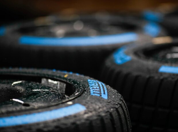 Titel-Bild zur News: Pirelli-Full-Wet-Regenreifen