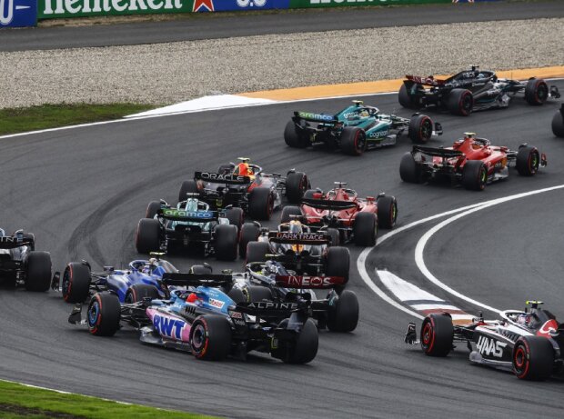 Titel-Bild zur News: Formel-1-Autos in Zandvoort