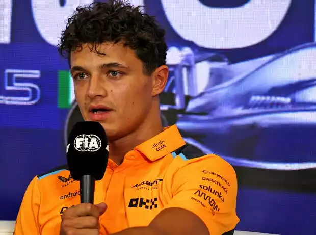 Titel-Bild zur News: Lando Norris (McLaren) vor dem Formel-1-Rennen in Italien 2023