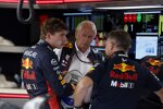 Max Verstappen (Red Bull), Helmut Marko und Christian Horner 