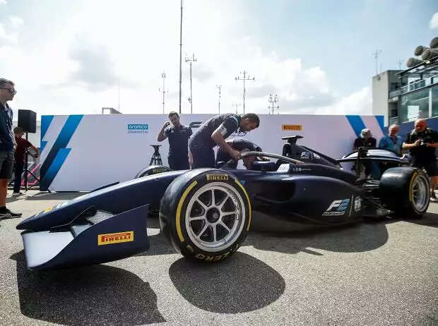 Das Formel-2-Auto für 2024 hat stark von Erkenntnissen aus der Formel 1 profitiert Titel-Bild zur News: Das Formel-2-Auto für 2024 hat stark von Erkenntnissen aus der Formel 1 profitiert