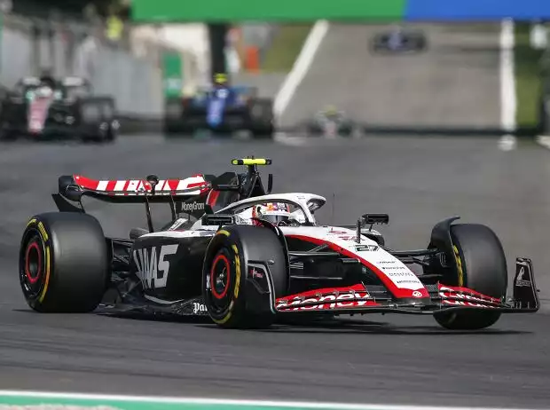 Titel-Bild zur News: Nur anfänglich hatte Hülkenberg Fahrzeuge in Monza hinter sich