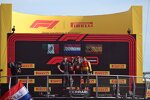 Sergio Perez (Red Bull), Max Verstappen (Red Bull) und Carlos Sainz (Ferrari) 