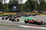 Carlos Sainz (Ferrari), Max Verstappen (Red Bull), Charles Leclerc (Ferrari), George Russell (Mercedes) und Sergio Perez (Red Bull) 