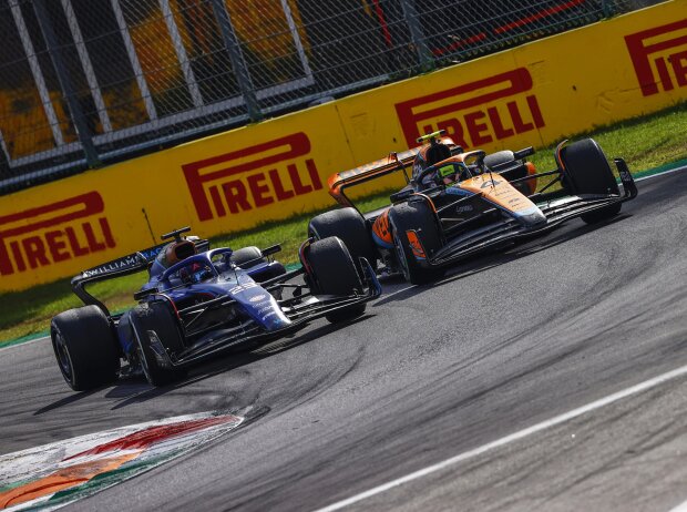 Titel-Bild zur News: Alexander Albon (Williams FW45) und Lando Norris (McLaren MCL60) beim Formel-1-Rennen in Monza 2023