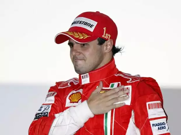 Felipe Massa auf dem Formel-1-Podium 2008 in Brasilien Titel-Bild zur News: Felipe Massa auf dem Formel-1-Podium 2008 in Brasilien