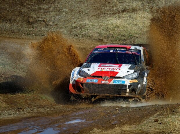 Titel-Bild zur News: Kalle Rovanperä bei der WRC-Rallye Griechenland 2023