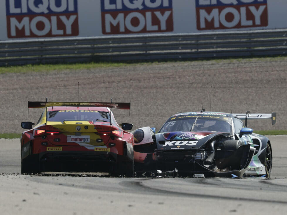 Sheldon van der Linde und Laurin Heinrich beim DTM-Rennen am Sachsenring 2023