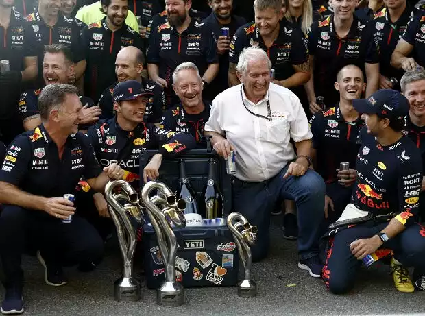 Titel-Bild zur News: Christian Horner, Max Verstappen, Helmut Marko, Sergio Perez