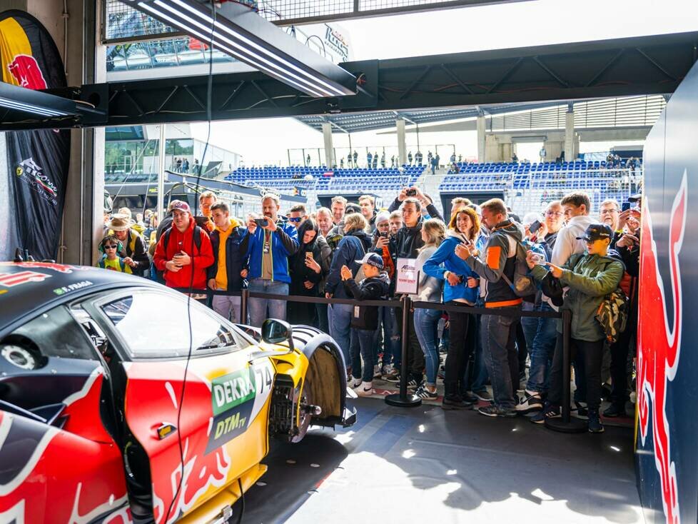 DTM Spielberg Pitwalk