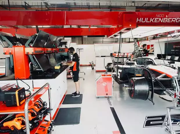 Nico Hülkenberg (Haas) beim Formel-1-Rennen in Singapur 2023 Titel-Bild zur News: Nico Hülkenberg (Haas) beim Formel-1-Rennen in Singapur 2023