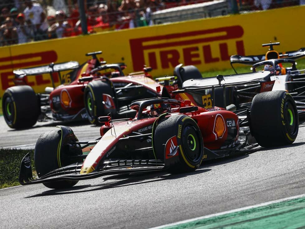 Carlos Sainz vor Max Verstappen und Charles Leclerc beim Großen Preis von Italien 2023 in Monza