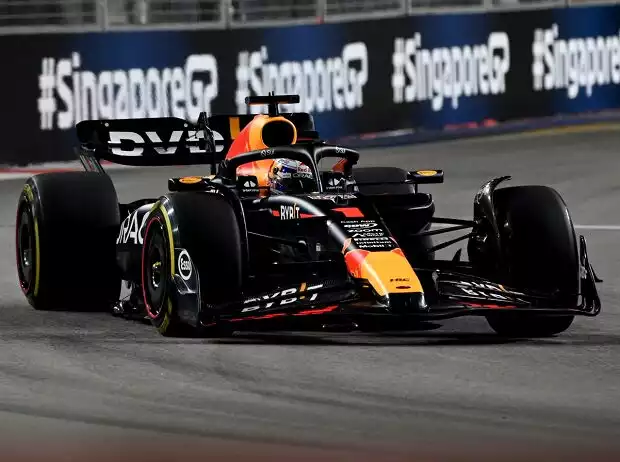 Max Verstappen beim Formel-1-Rennen 2023 in Singapur Titel-Bild zur News: Max Verstappen beim Formel-1-Rennen 2023 in Singapur