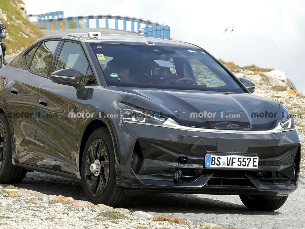 Cupra Tavascan für neue chinesische VW-Submarke als Erlkönig