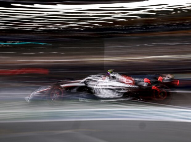 Titel-Bild zur News: Nico Hülkenberg (Haas VF-23) beim Qualifying zum Formel-1-Rennen in Singapur 2023