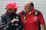 Lewis Hamilton (Mercedes) mit Frederic Vasseur (Ferrari) 