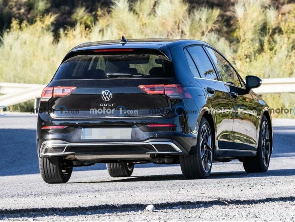 VW Golf 8 Facelift (2024) auf neuen Erlkönigbildern