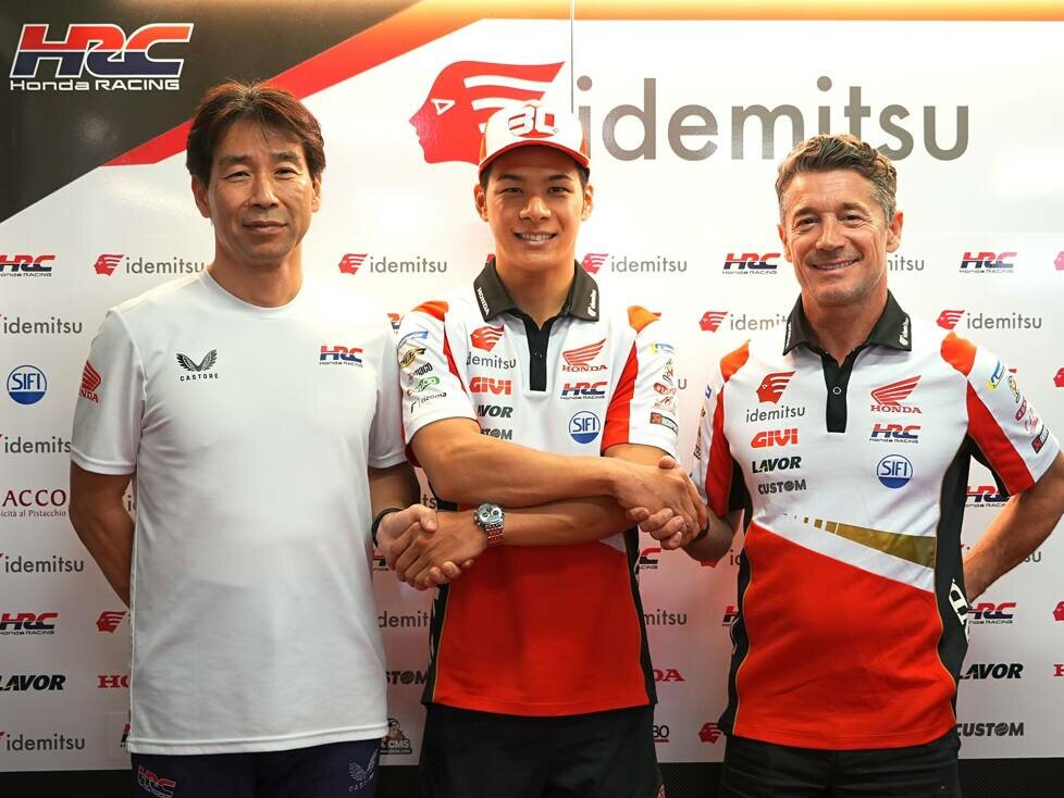 Tetsuhiro Kuwata, Takaaki Nakagami, Lucio Cecchinello