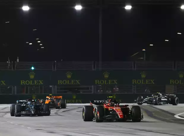 Carlos Sainz, George Russell, Lando Norris Titel-Bild zur News: Carlos Sainz, George Russell, Lando Norris
