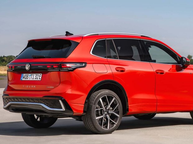 VW Tiguan (2024) VW Tiguan (2024)