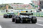 Fernando Alonso (Aston Martin) und Yuki Tsunoda (AlphaTauri) 