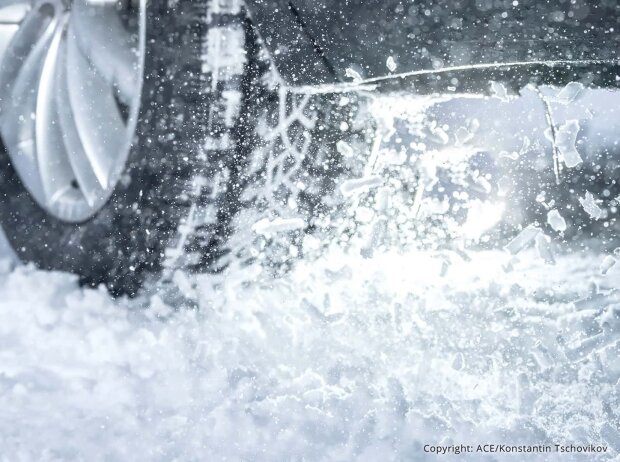 Winterreifen-Test 2023 von ACE und GTÜ Winterreifen-Test 2023 von ACE und GTÜ