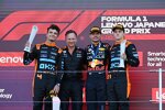 Lando Norris (McLaren), Christian Horner, Max Verstappen (Red Bull) und Oscar Piastri (McLaren) 