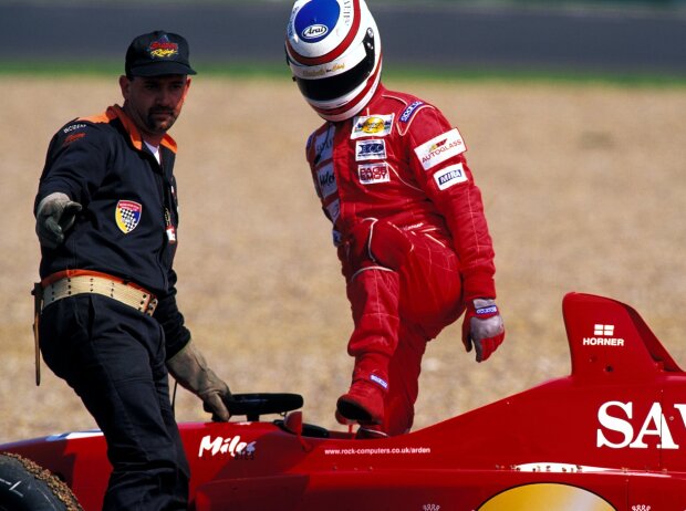 Christian Horner: Unfall bei einem Formel-3000-Test in Silverstone 1998 Christian Horner: Unfall bei einem Formel-3000-Test in Silverstone 1998