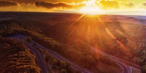 Goldener Herbst in der Grünen Hölle: Die Nürburgring-Highlights im Oktober