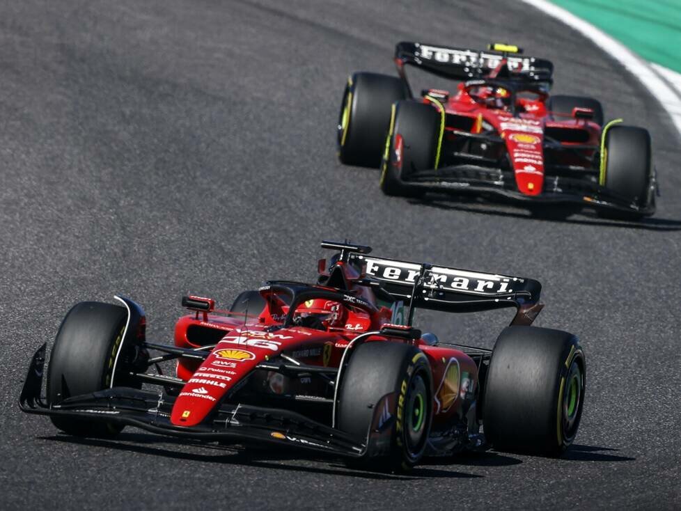 Charles Leclerc und Carlos Sainz beim Formel-1-Rennen 2023 in Japan