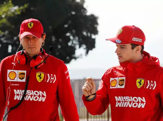John Elkann und Charles Leclerc Titel-Bild zur News: John Elkann und Charles Leclerc