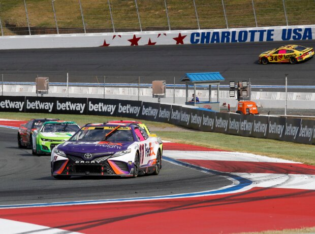 Titel-Bild zur News: NASCAR-Action auf dem Charlotte-Roval